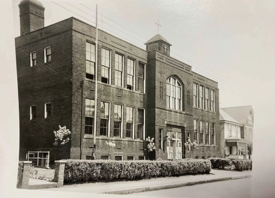 A 3 quarter view of the Schoolhouse